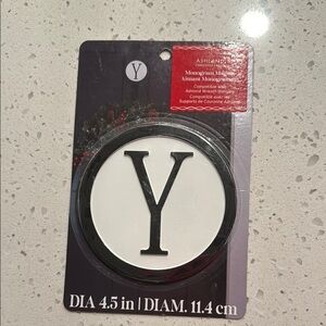 Ashland Black and White Monogram Y Decor